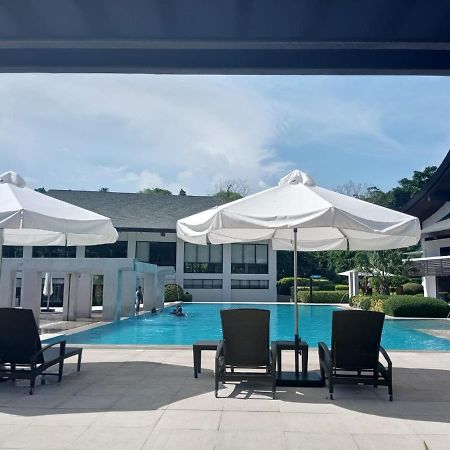 3 Bedroom / 2Ba - Anvaya Cove Courtyard Unit Morong  Eksteriør billede