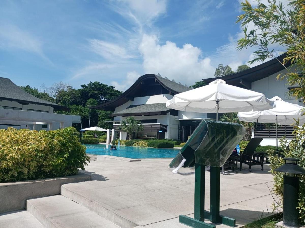 3 Bedroom / 2Ba - Anvaya Cove Courtyard Unit Morong  Eksteriør billede