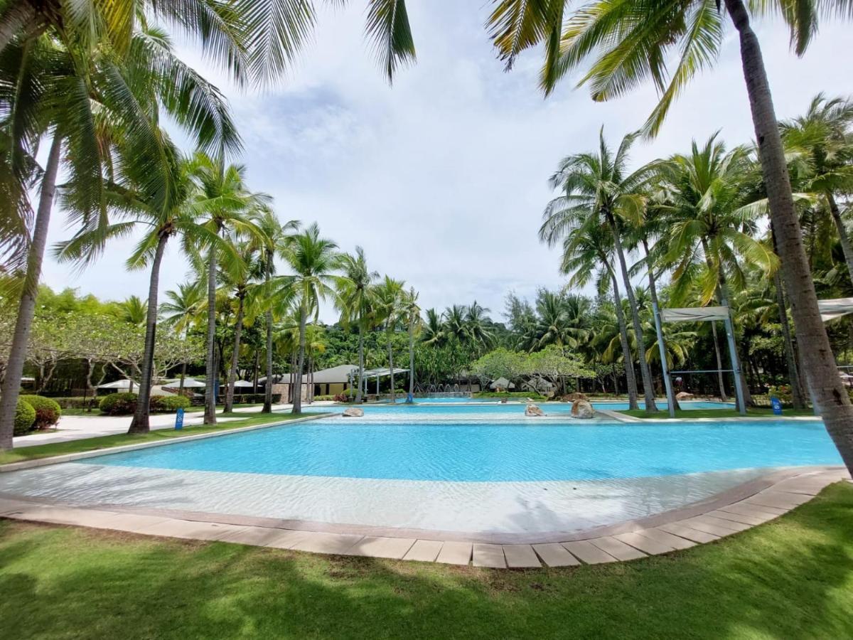 3 Bedroom / 2Ba - Anvaya Cove Courtyard Unit Morong  Eksteriør billede